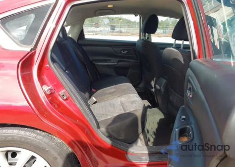 2017 Nissan Altima 2.5 из США, поврежденный, VIN 1N4AL3AP8HC144498